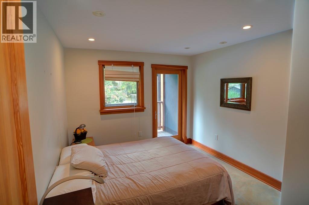 4662 Crescent Road, Nelson, British Columbia  V1L 6N3 - Photo 19 - 10403456