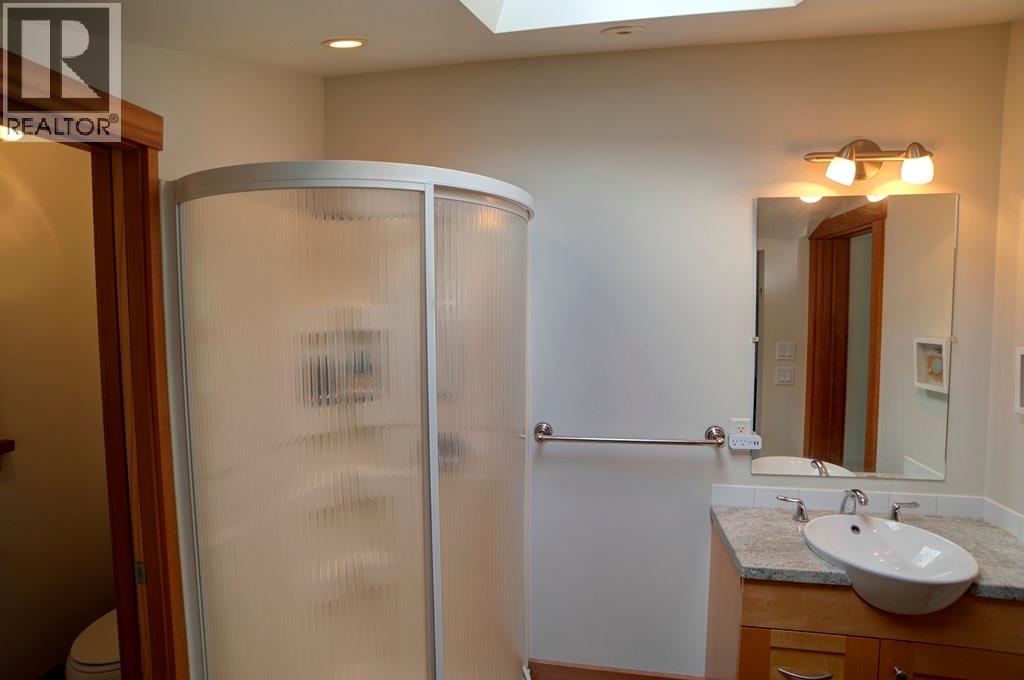 4662 Crescent Road, Nelson, British Columbia  V1L 6N3 - Photo 20 - 10403456