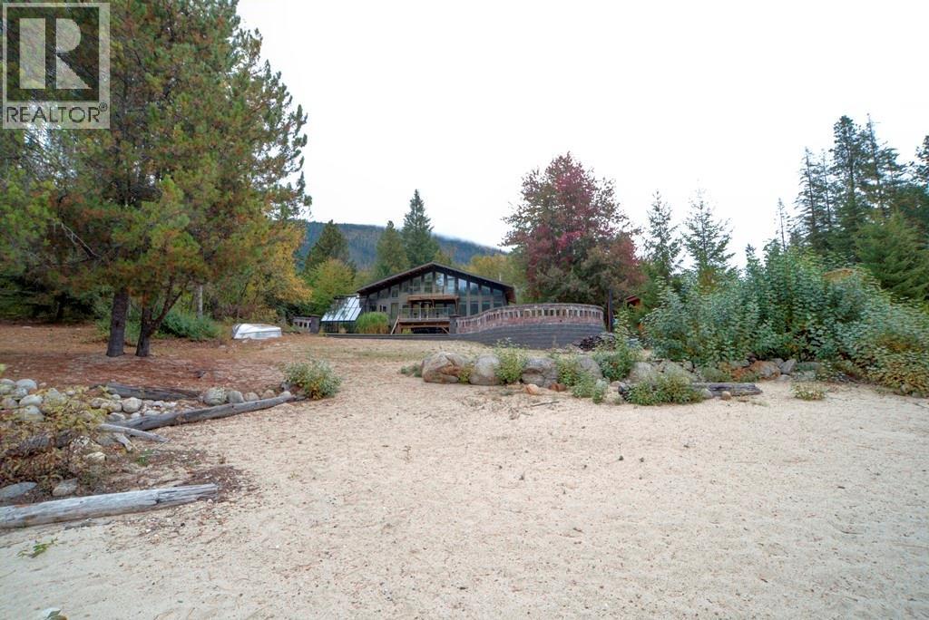 4662 Crescent Road, Nelson, British Columbia  V1L 6N3 - Photo 5 - 10403456