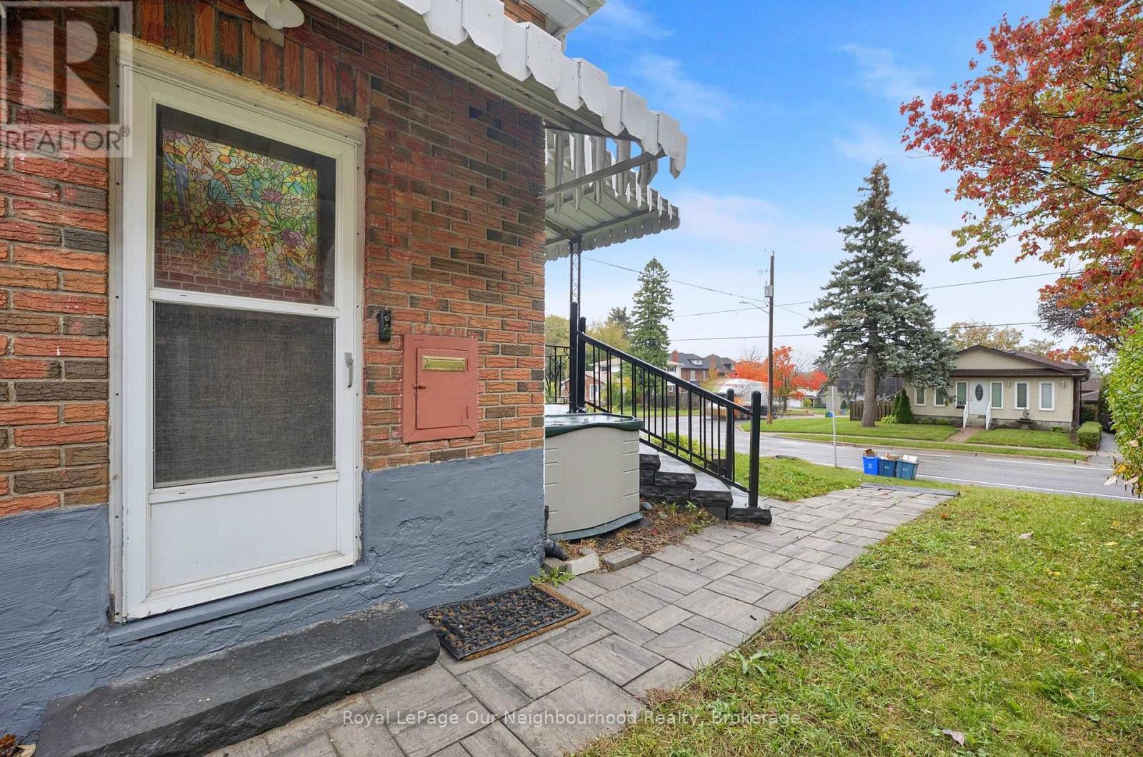 312 Gibbons Street, Oshawa (Mclaughlin), Ontario  L1J 4Y8 - Photo 33 - E14034282