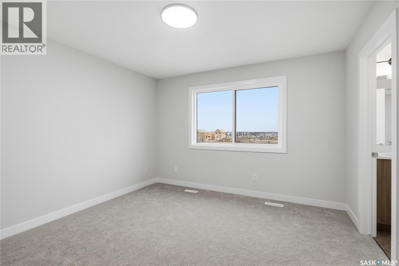 279 Mark Bend, Saskatoon, Saskatchewan  S7V 2B8 - Photo 14 - SK051143