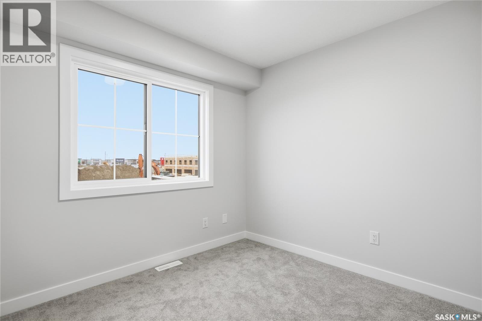 279 Mark Bend, Saskatoon, Saskatchewan  S7V 2B8 - Photo 21 - SK051143