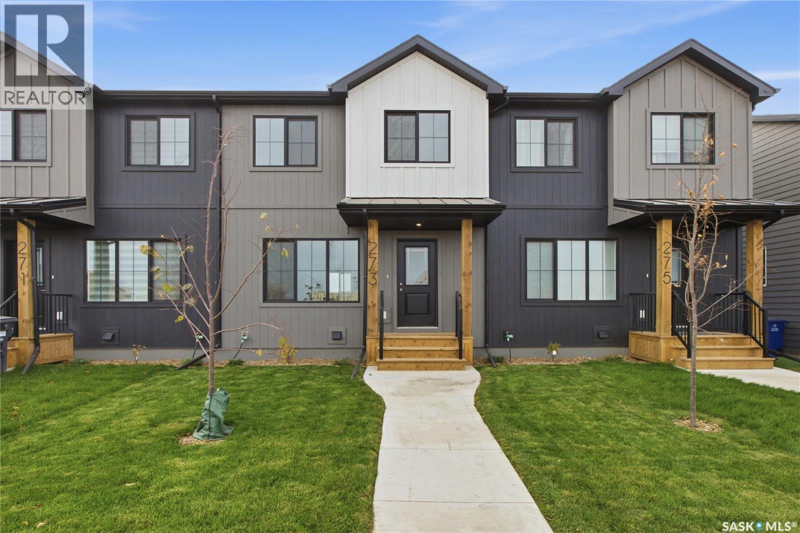 273 Mark Bend, Saskatoon, Saskatchewan  S7V 2B8 - Photo 1 - SK051142