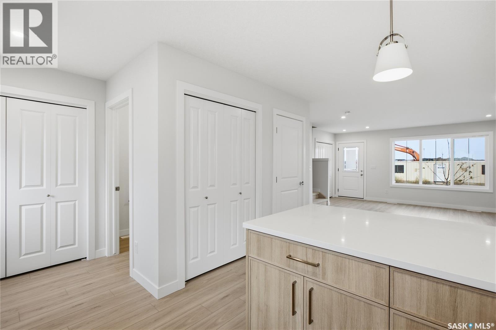 273 Mark Bend, Saskatoon, Saskatchewan  S7V 2B8 - Photo 10 - SK051142