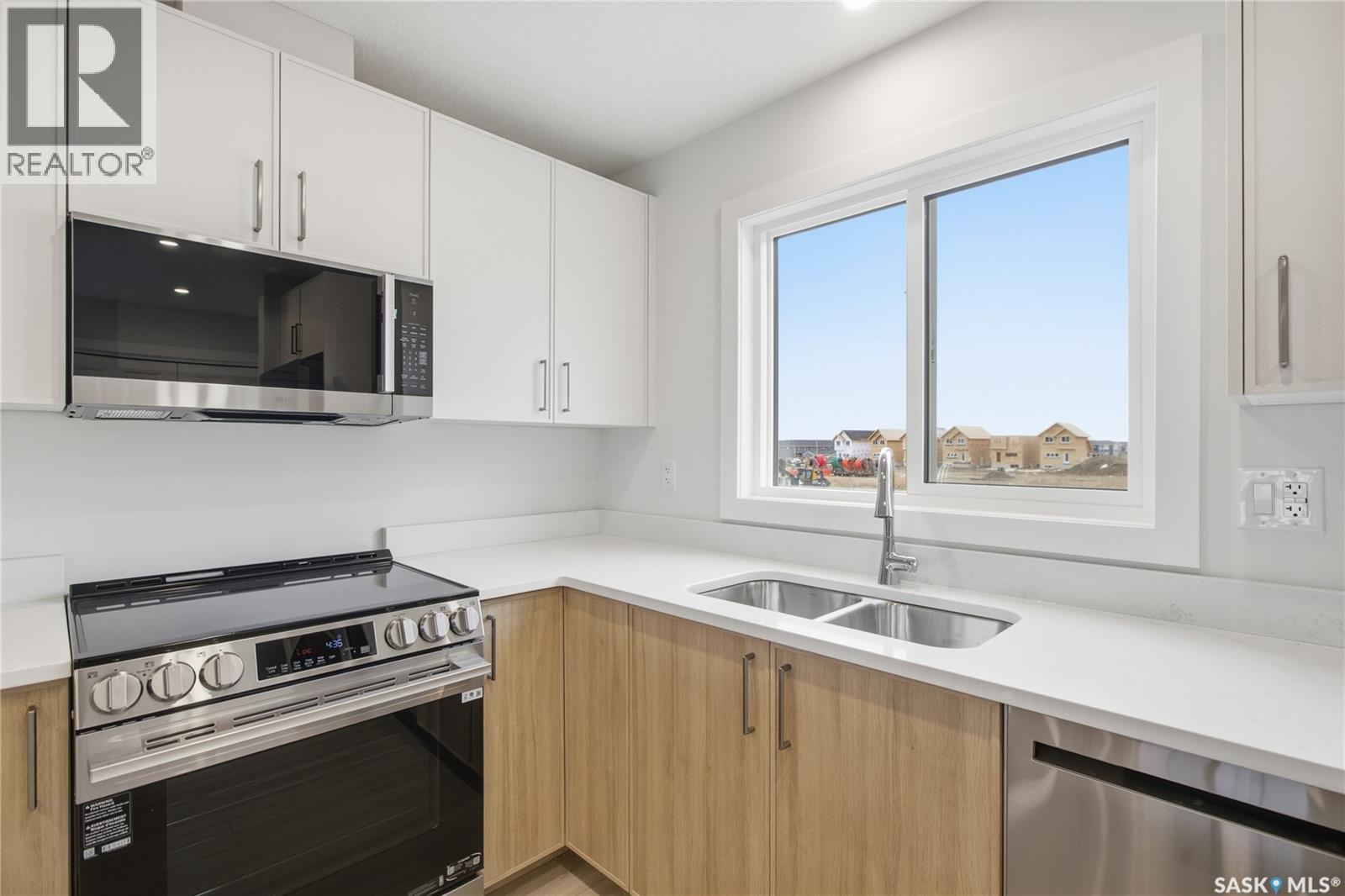 273 Mark Bend, Saskatoon, Saskatchewan  S7V 2B8 - Photo 9 - SK051142