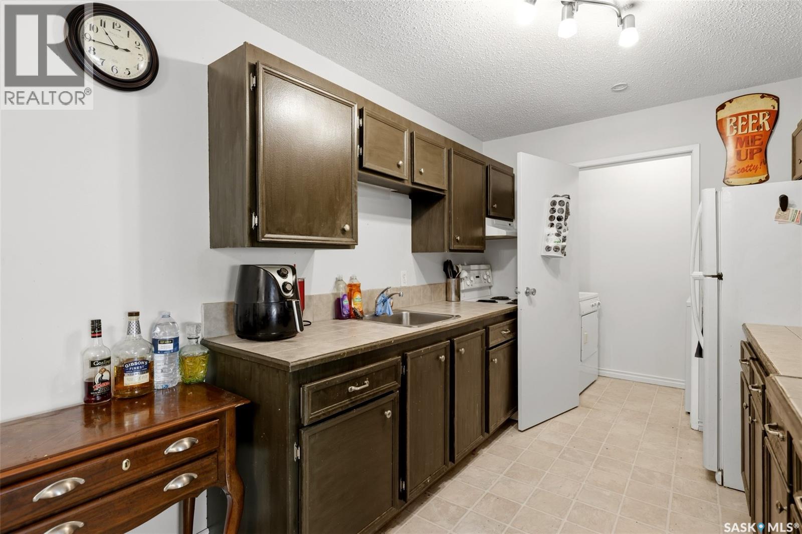 202 2511 Neff Road E, Regina, Saskatchewan  S4V 1C1 - Photo 10 - SK051136