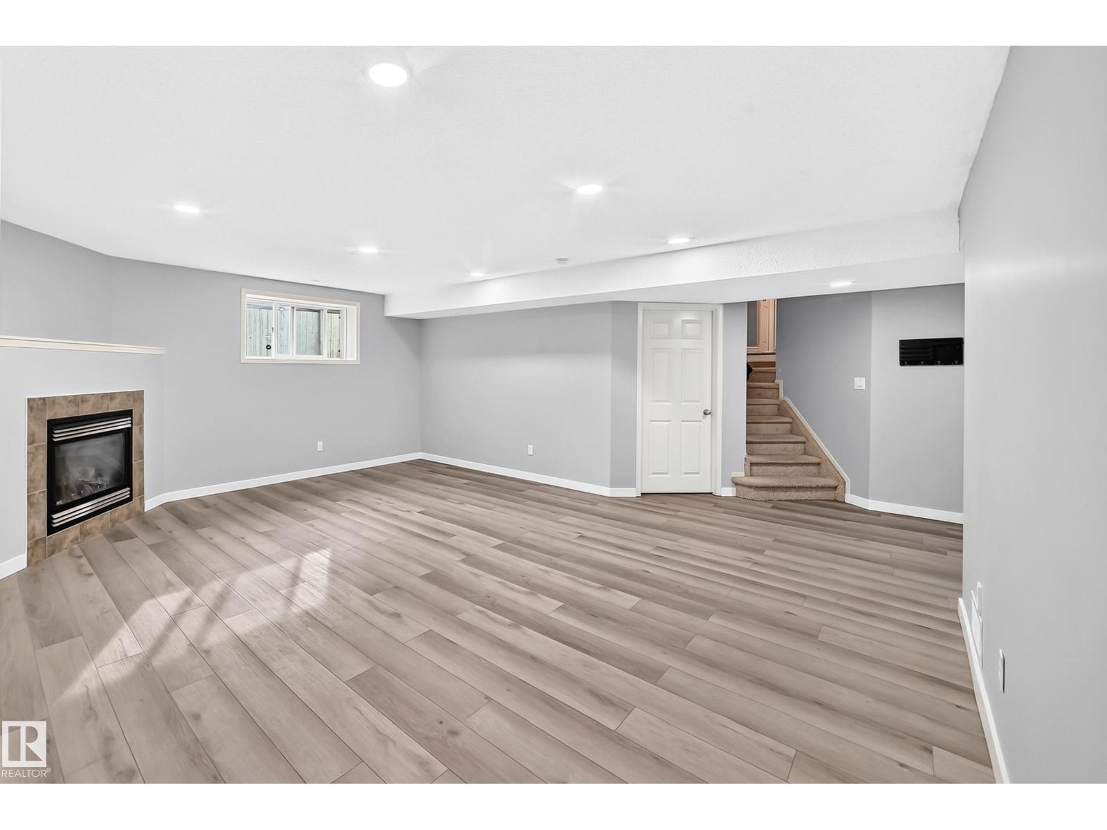 21206 88A AV NW