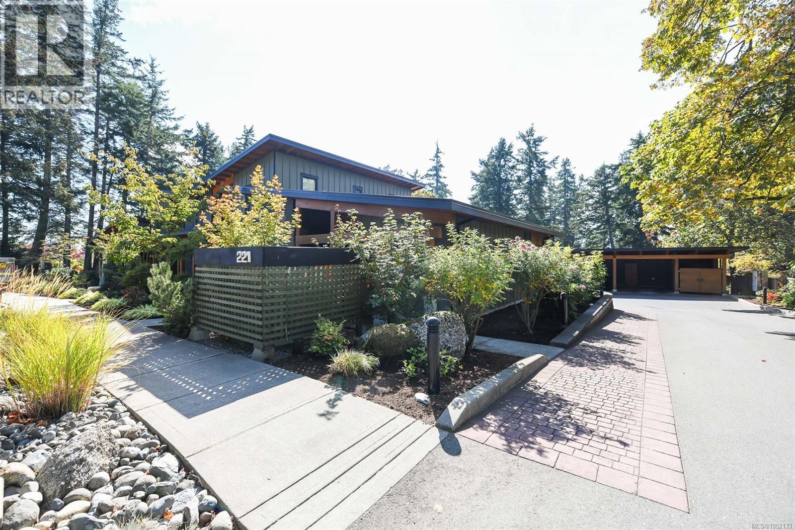 C 221 Glacier View Dr