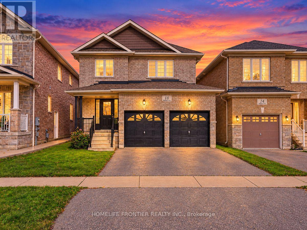 18 Hopkins Crescent, Bradford West Gwillimbury, Ontario  L3Z 0R6 - Photo 1 - N14034290