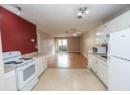 1665 Ufton Court Unit# 220, Kelowna, BC V1Y 8G7