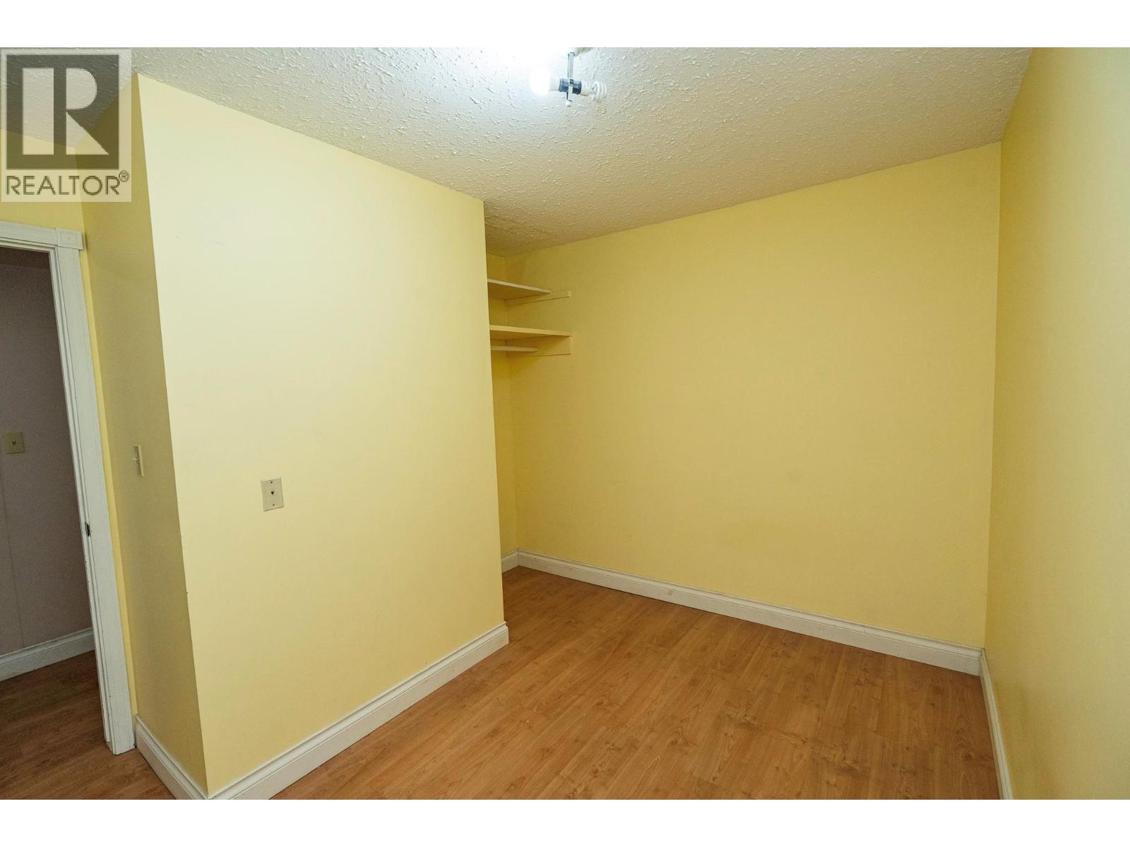 1665 Ufton Court Unit# 220