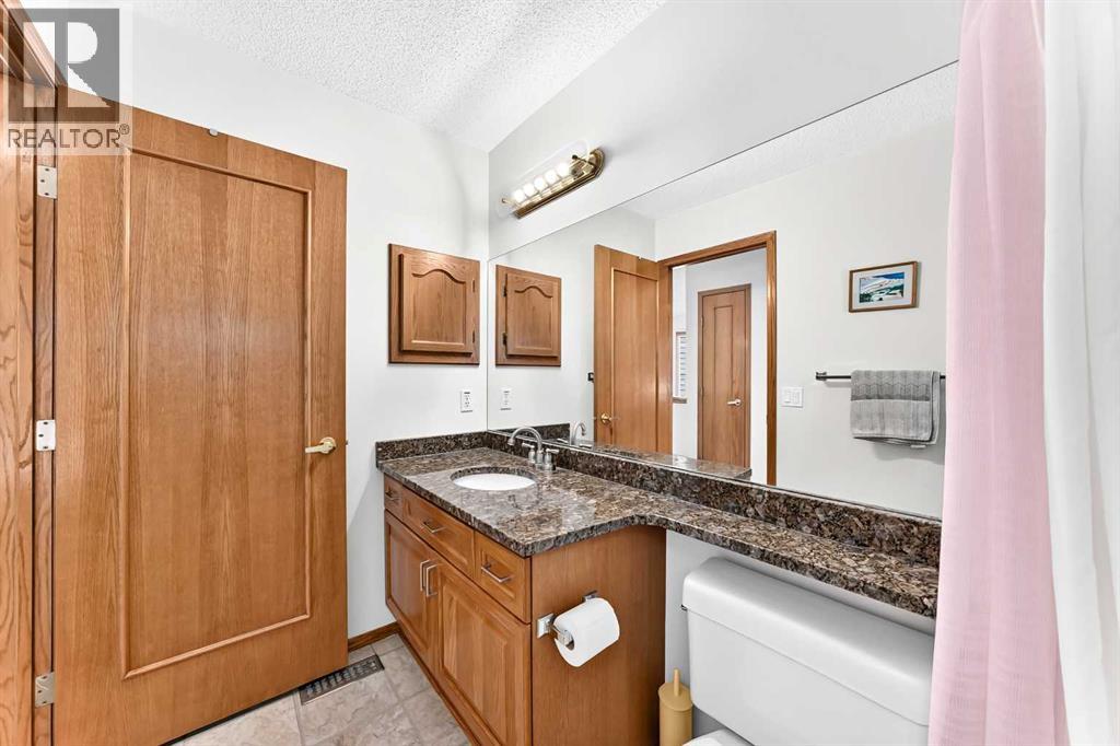 127 Edgebrook Circle NW