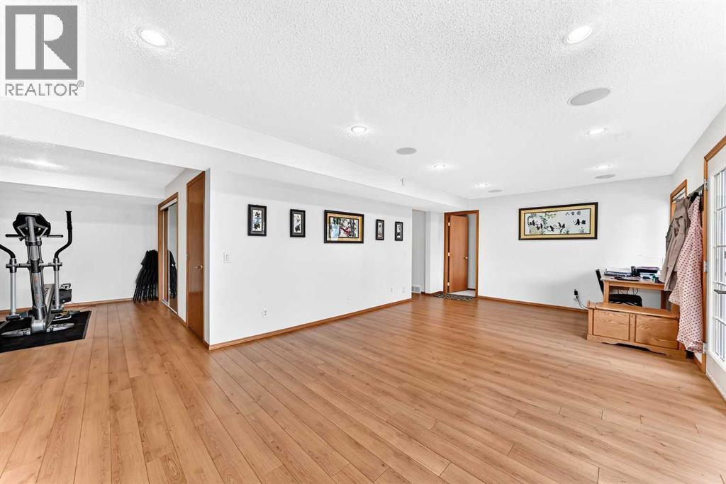 127 Edgebrook Circle NW