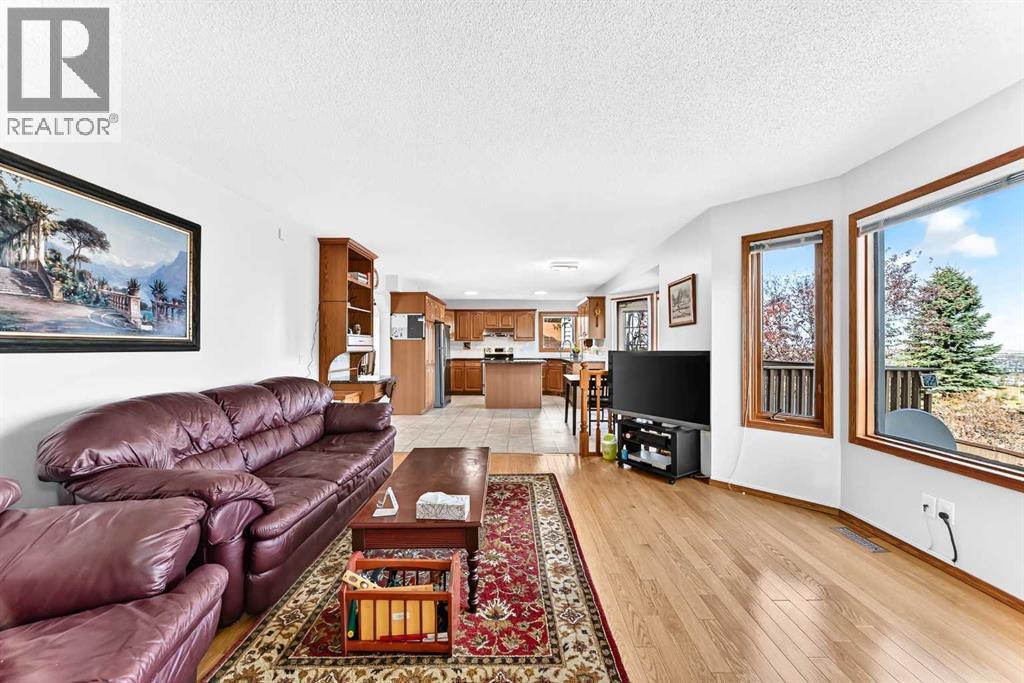 127 Edgebrook Circle NW