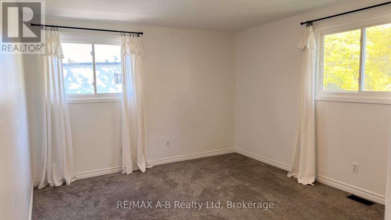 92 East Gore Street, Stratford, Ontario  N5A 3X5 - Photo 34 - X14033846