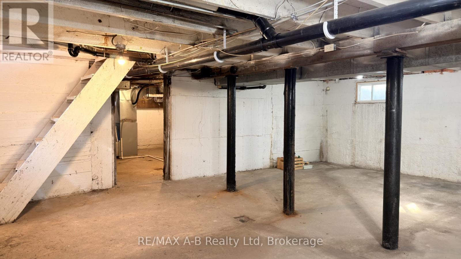 92 East Gore Street, Stratford, Ontario  N5A 3X5 - Photo 42 - X14033846