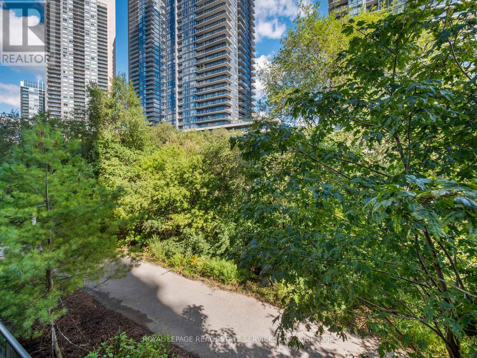 108 - 2230 Lake Shore Boulevard W, Toronto (Mimico), Ontario  M8V 0B2 - Photo 17 - W14034276
