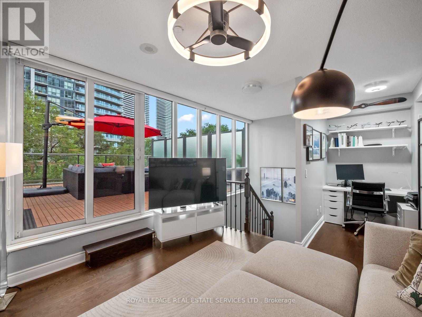 108 - 2230 Lake Shore Boulevard W, Toronto (Mimico), Ontario  M8V 0B2 - Photo 33 - W14034276