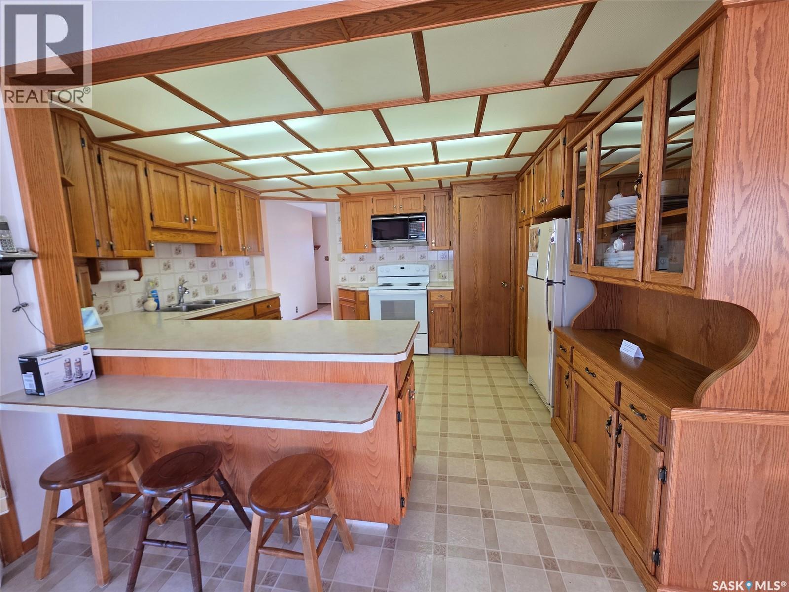 460 7th Avenue Se, Swift Current, Saskatchewan  S9H 3P9 - Photo 2 - SK051134