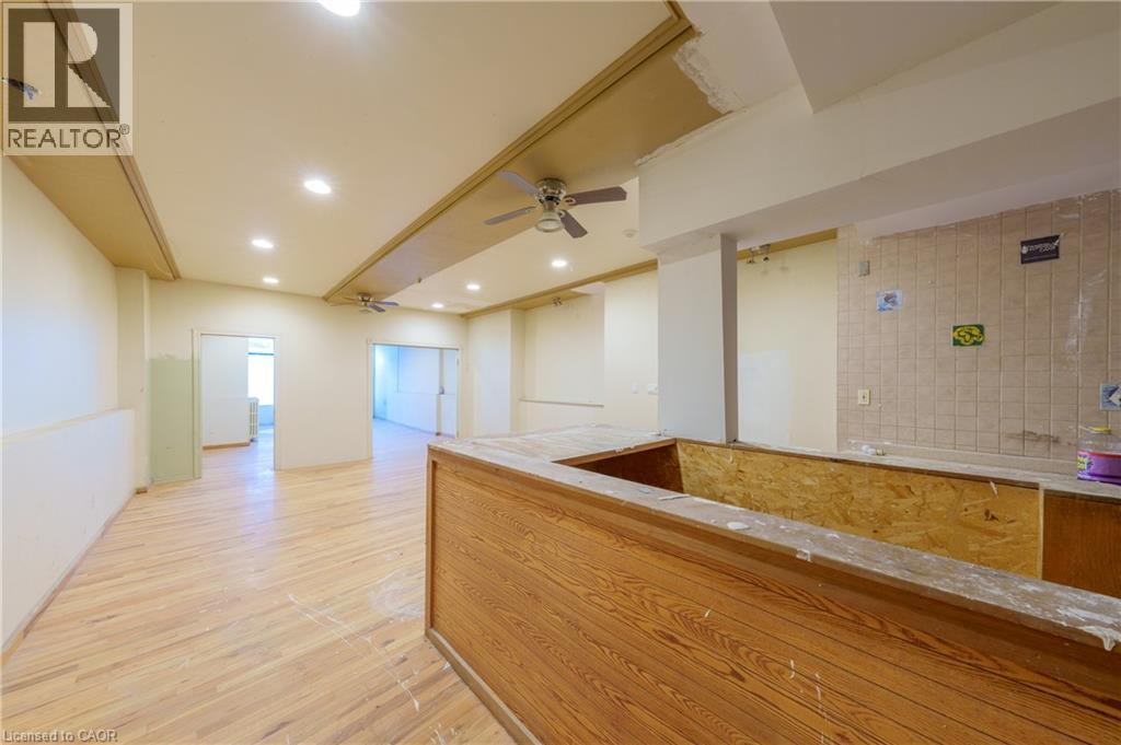 463-465 King Street E, Hamilton, Ontario  L8M 1C8 - Photo 4 - 40870959
