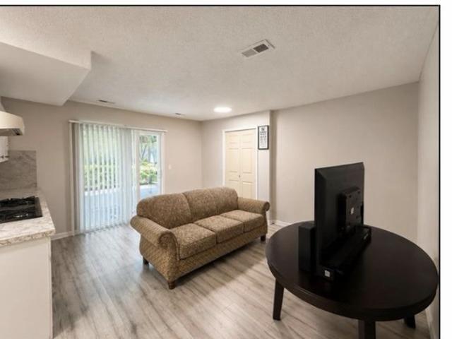 14565 91a Avenue, Surrey, British Columbia  V3R 7K6 - Photo 7 - R3175341