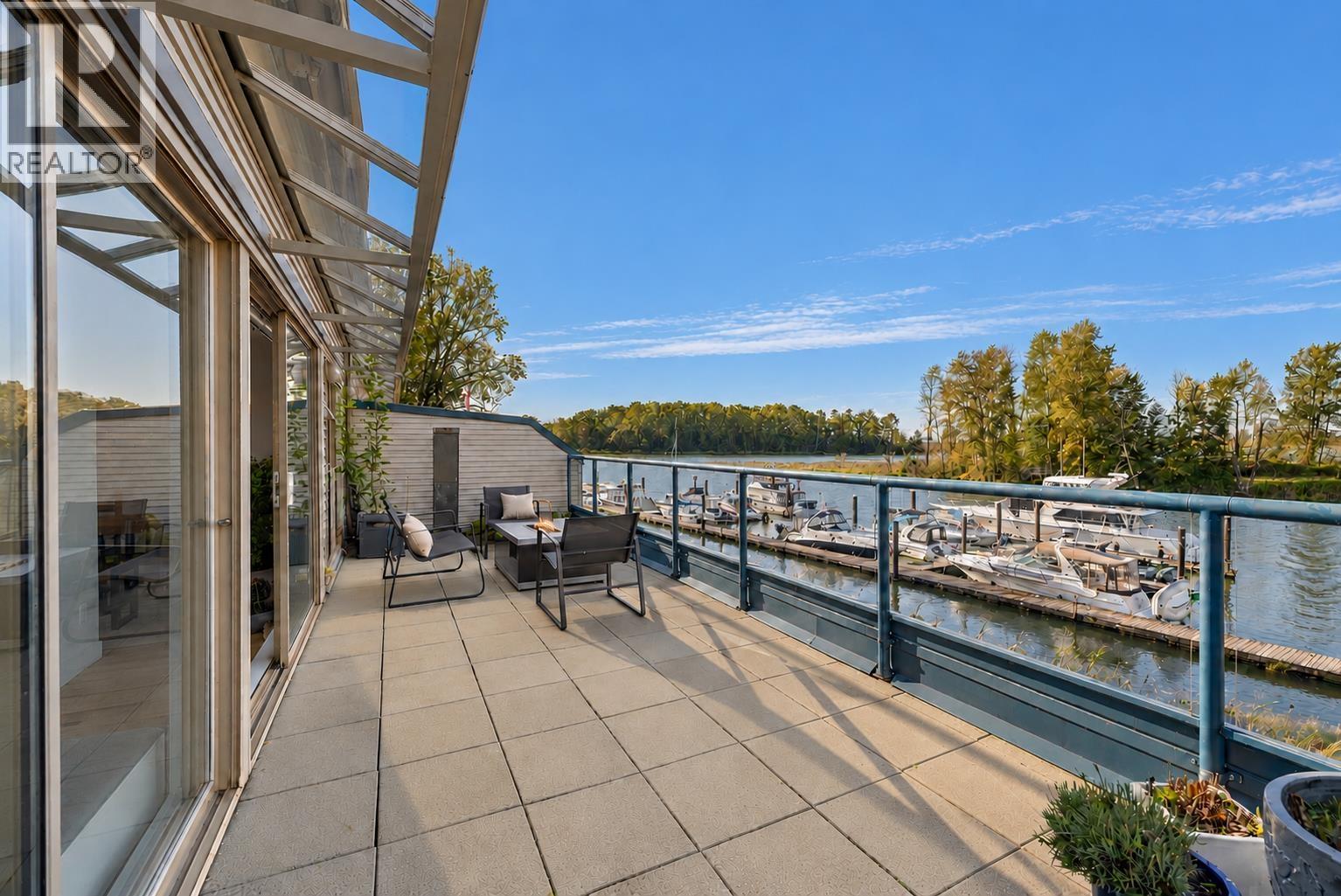 202 4743 W River Road, Ladner, British Columbia  V4K 1R9 - Photo 4 - R3175048
