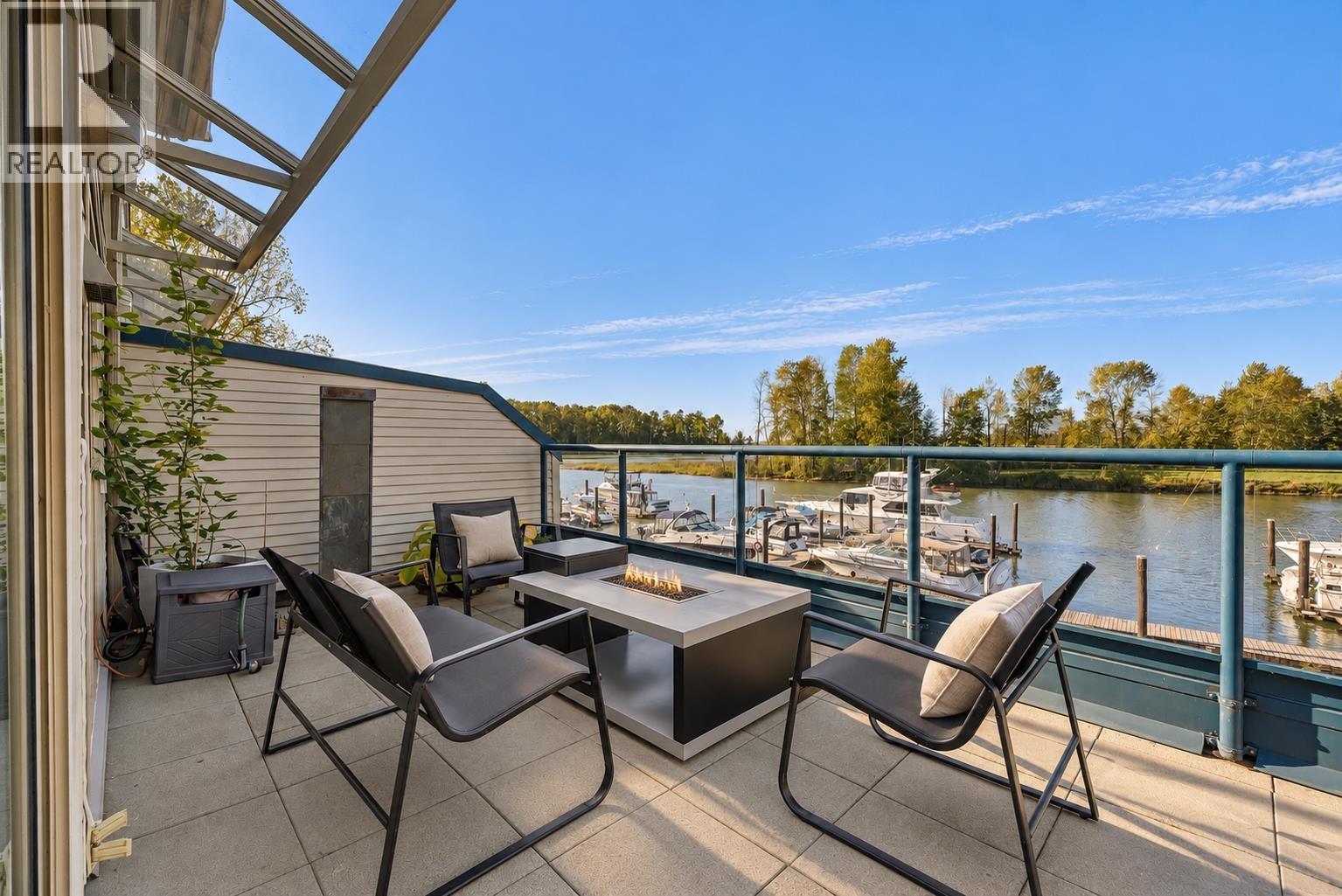 202 4743 W River Road, Ladner, British Columbia  V4K 1R9 - Photo 5 - R3175048