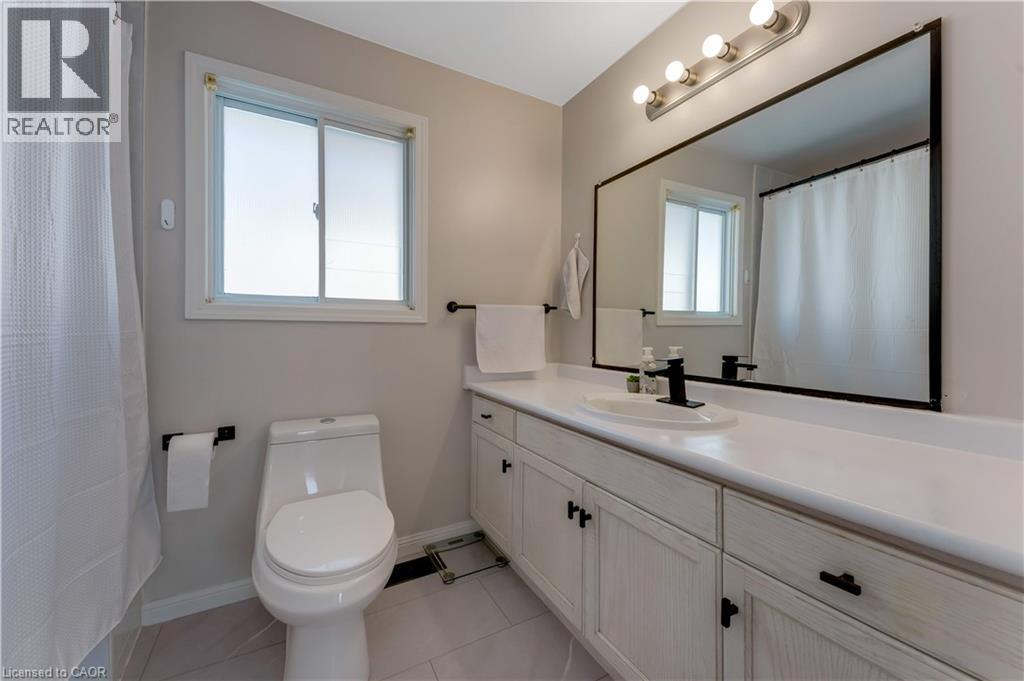 268 Keewatin Avenue, Kitchener, Ontario  N2B 3W4 - Photo 23 - 40868913