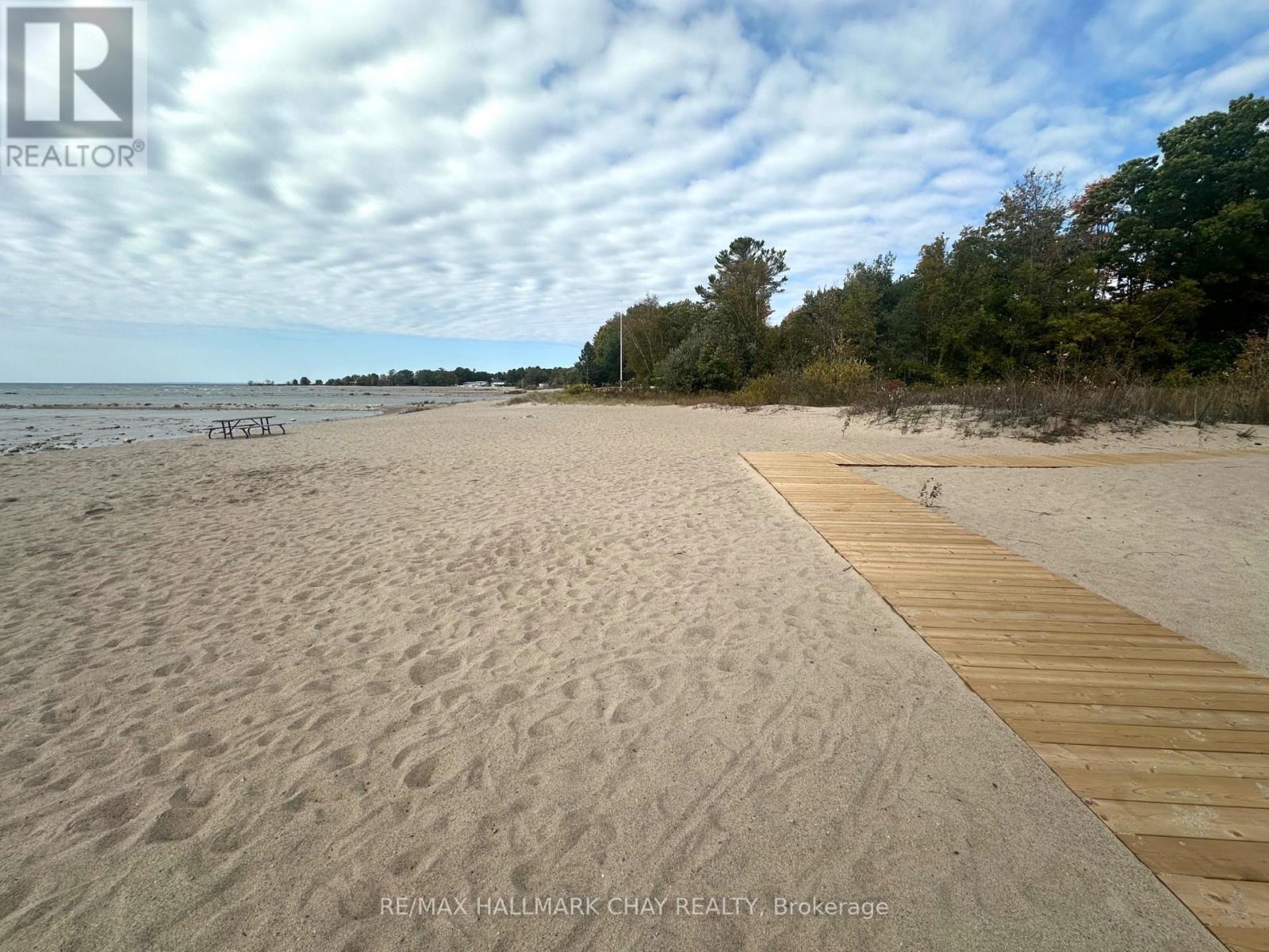 691 Rue Lafontaine Road W, Tiny, Ontario  L9M 0L6 - Photo 36 - S14033280