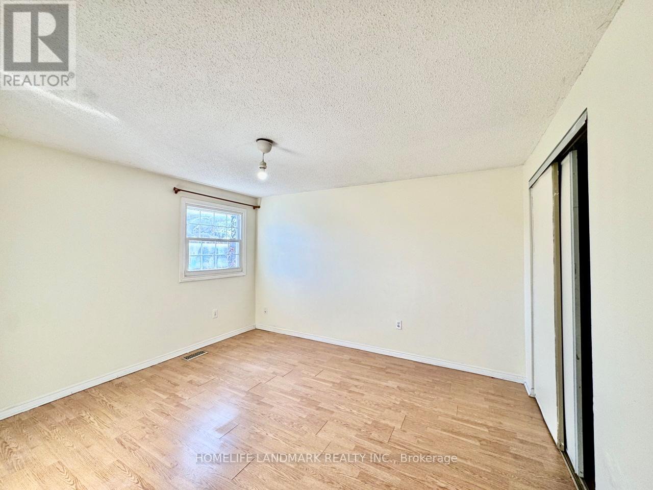 23 Wallace Drive, Barrie, Ontario  L4N 7E2 - Photo 38 - S14034312