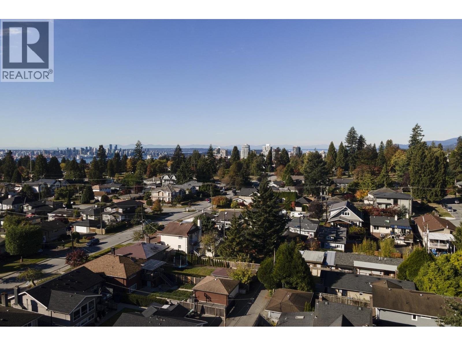 741 E 18th Street, North Vancouver, British Columbia  V7L 2Y7 - Photo 14 - R3175496