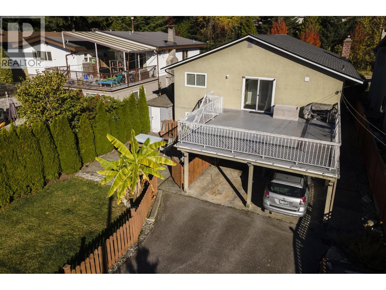741 E 18th Street, North Vancouver, British Columbia  V7L 2Y7 - Photo 2 - R3175496