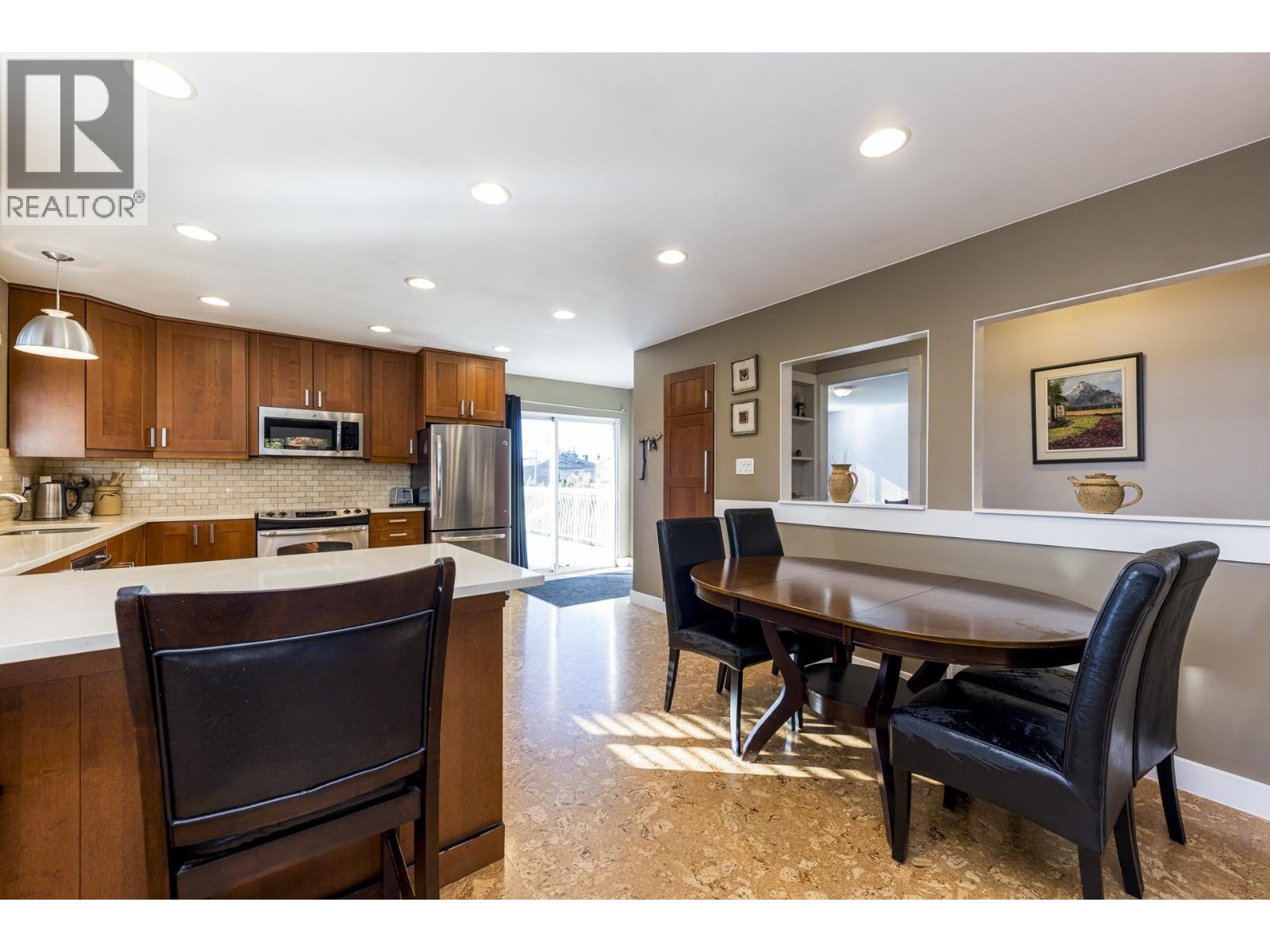 741 E 18th Street, North Vancouver, British Columbia  V7L 2Y7 - Photo 7 - R3175496