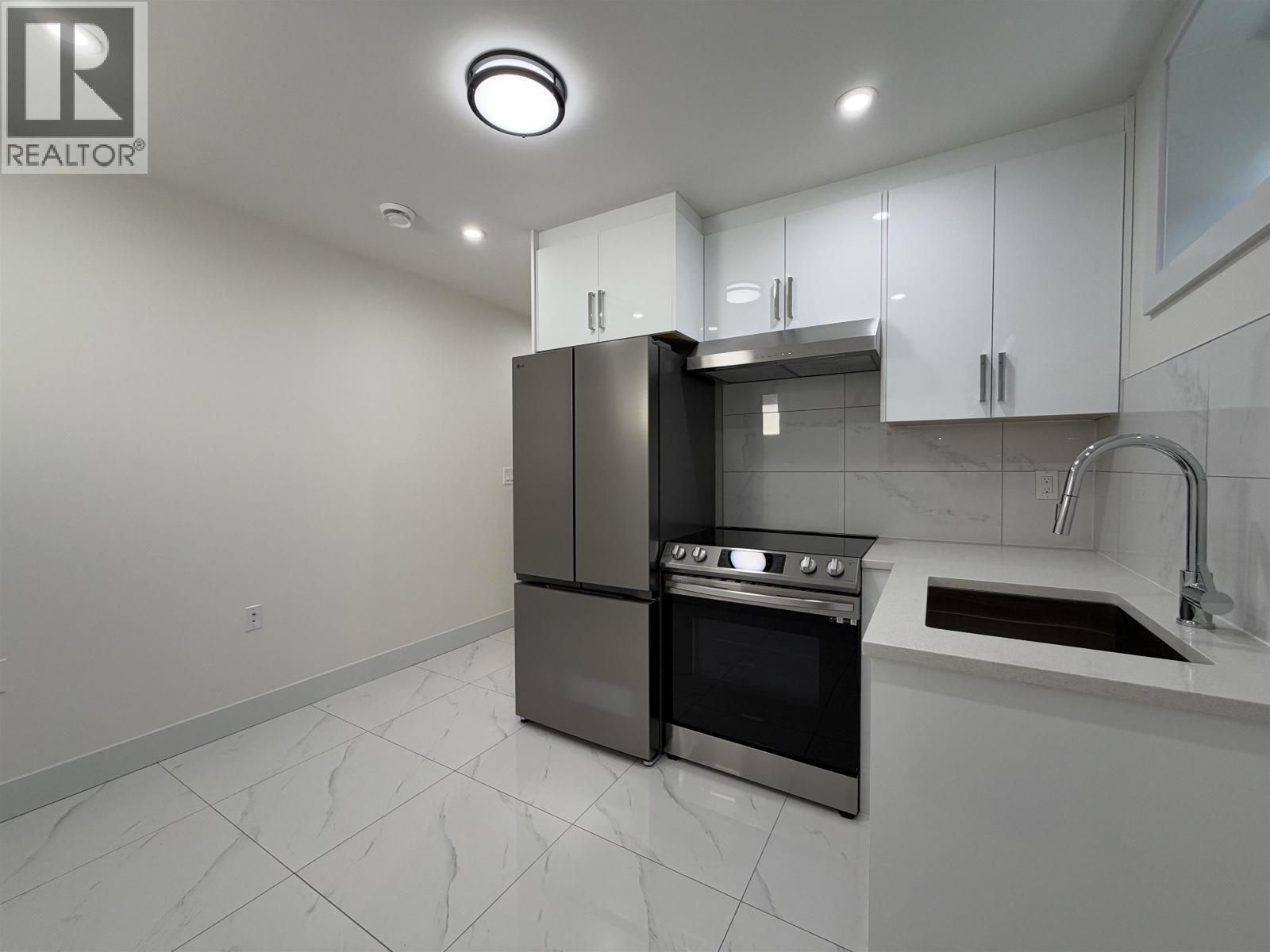 1052 E 50th Avenue, Vancouver, British Columbia  V5X 1B8 - Photo 2 - R3175509