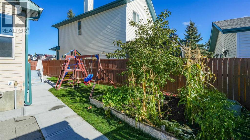 291 Taravista Street NE