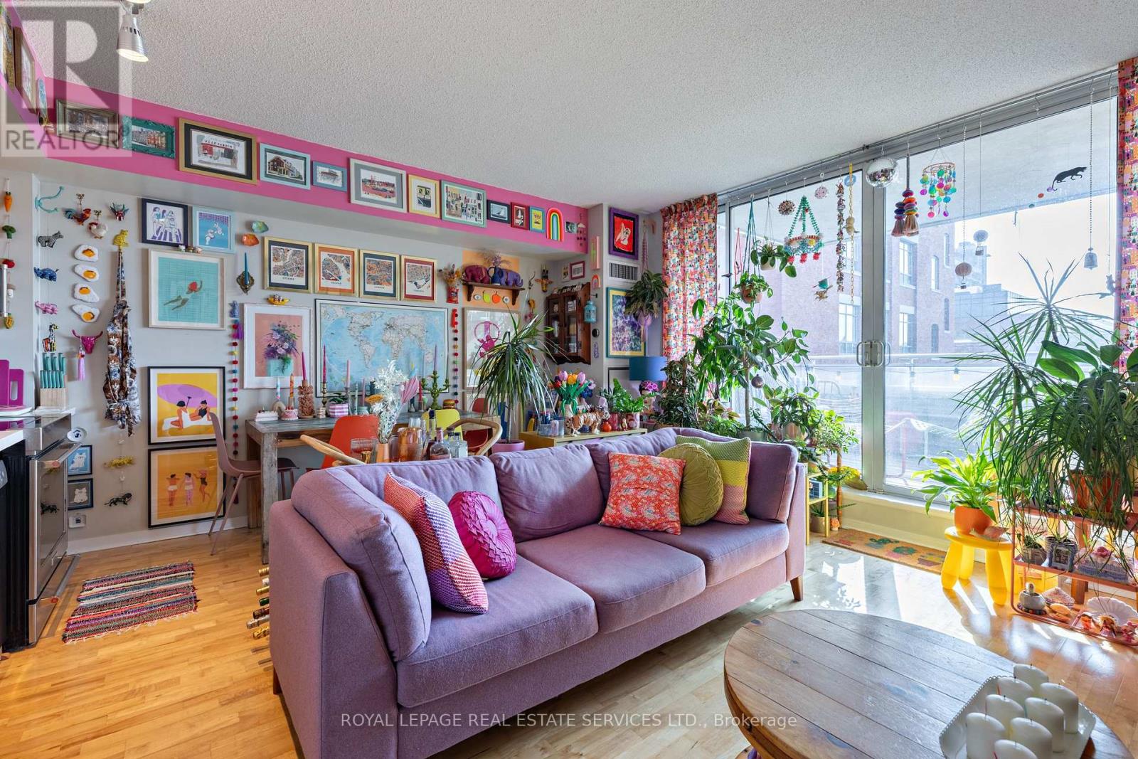 210 - 301 Markham Street, Toronto, Ontario  M6J 3X2 - Photo 4 - C14034358