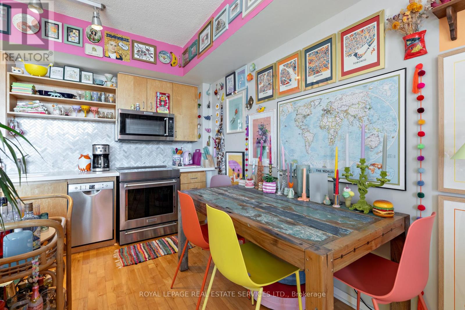 210 - 301 Markham Street, Toronto, Ontario  M6J 3X2 - Photo 7 - C14034358
