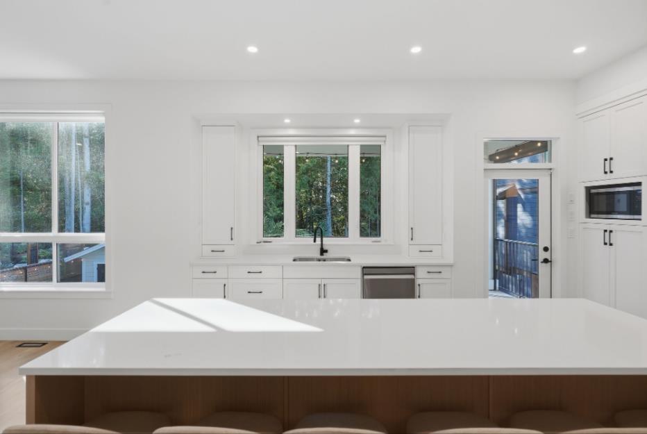 9 7259 RAMSAY PLACE|Eastern Hillsides