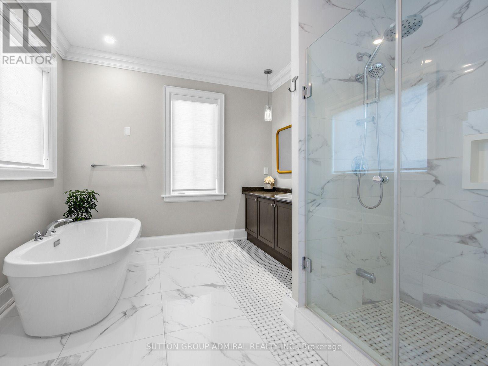 109 Leaden Hall Drive, East Gwillimbury, Ontario  L9N 0R5 - Photo 9 - N14034360