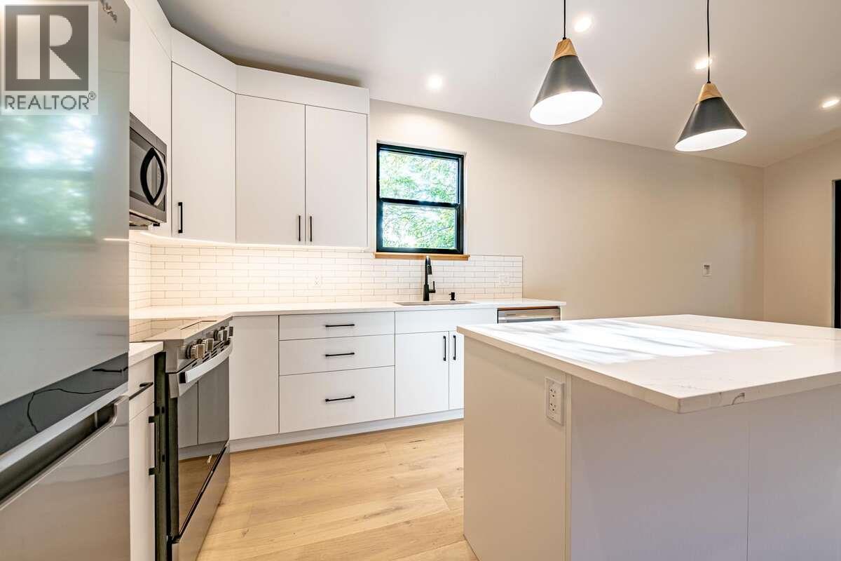 916 Carbonate Street Unit# 2, Nelson, British Columbia  V1L 4R4 - Photo 18 - 10403663