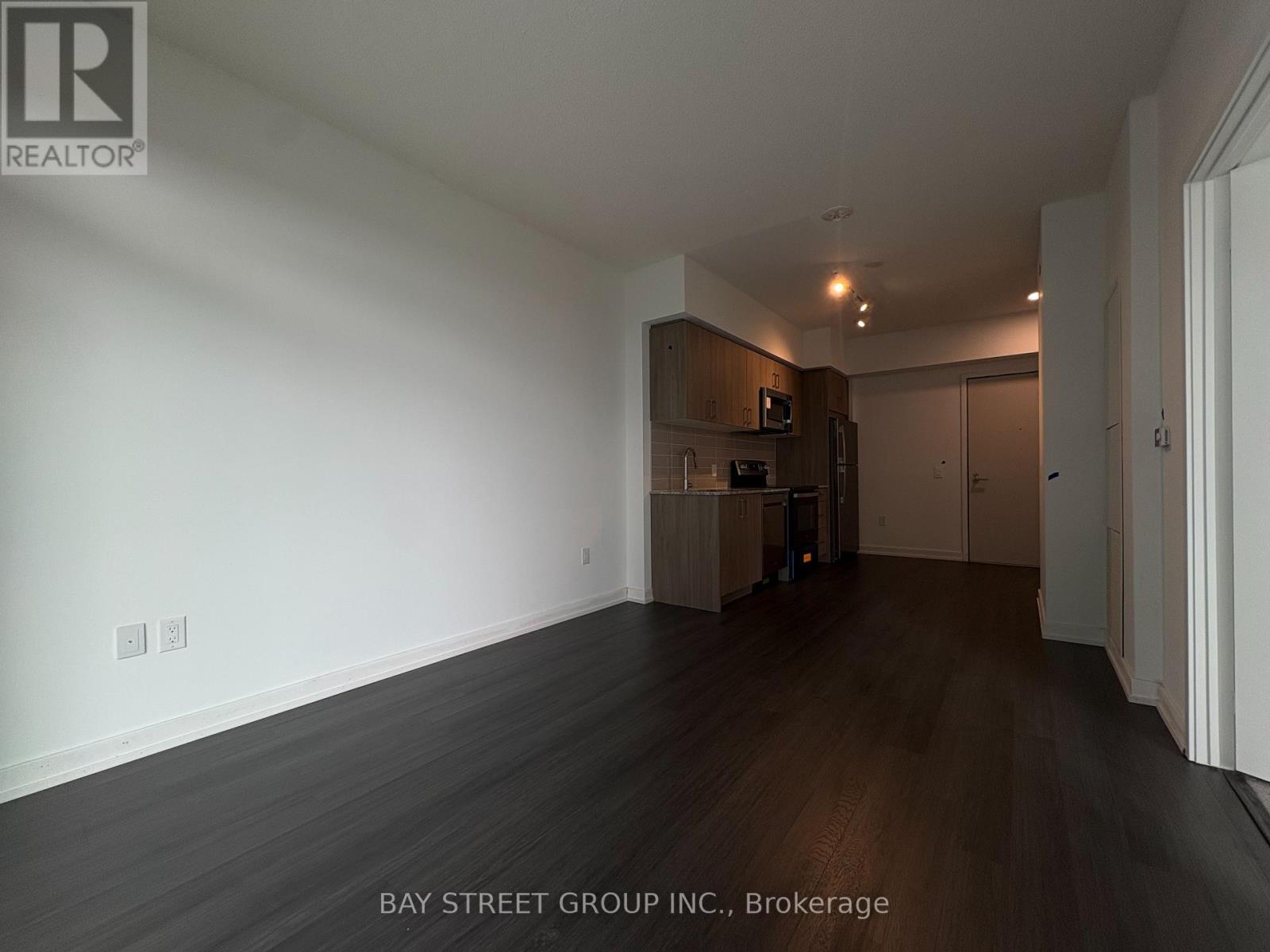 1717 - 4010 Eglinton Avenue W, Toronto, Ontario  M9A 0G5 - Photo 6 - W14034372