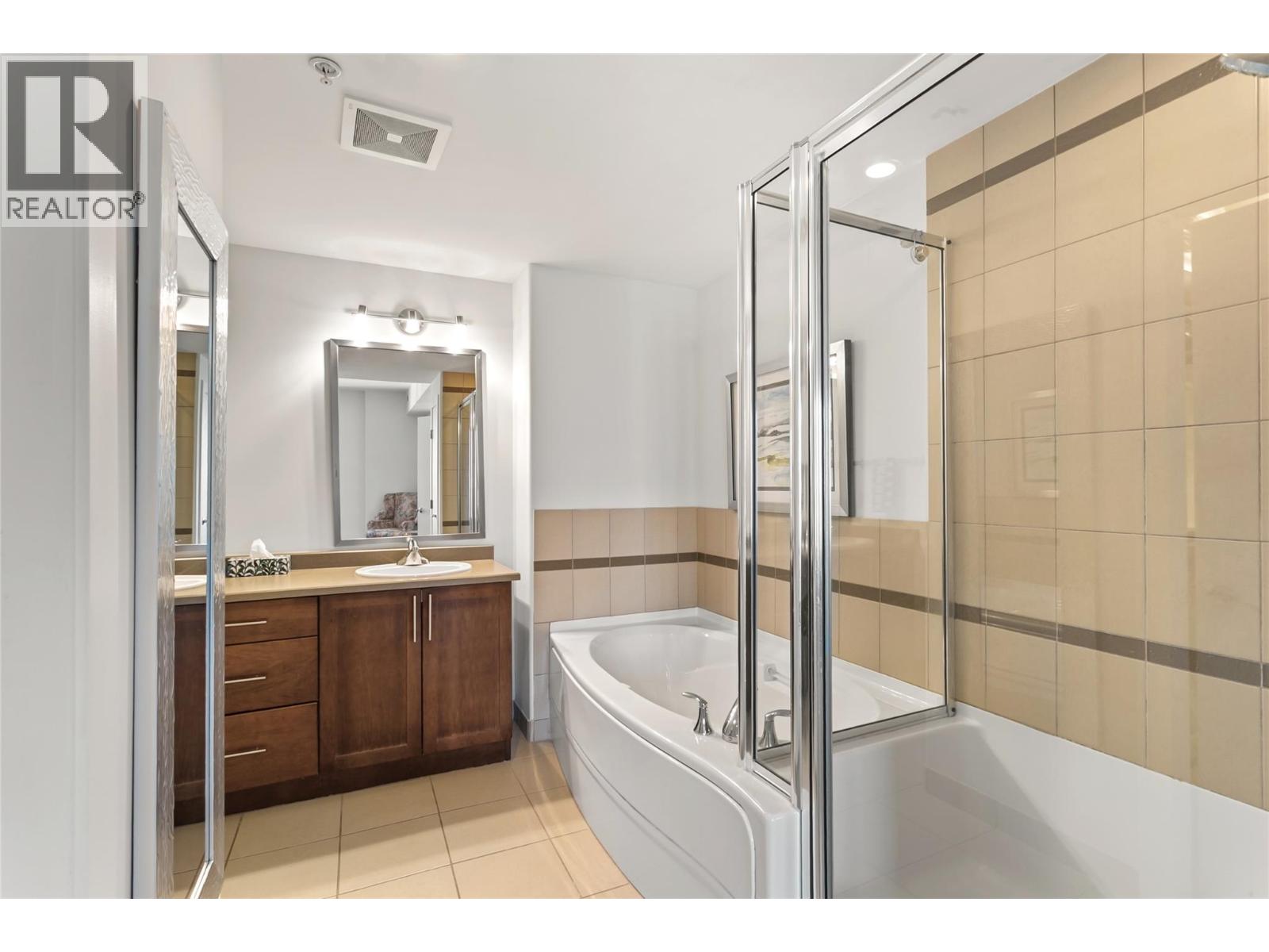 1160 Bernard Avenue Unit# 1205