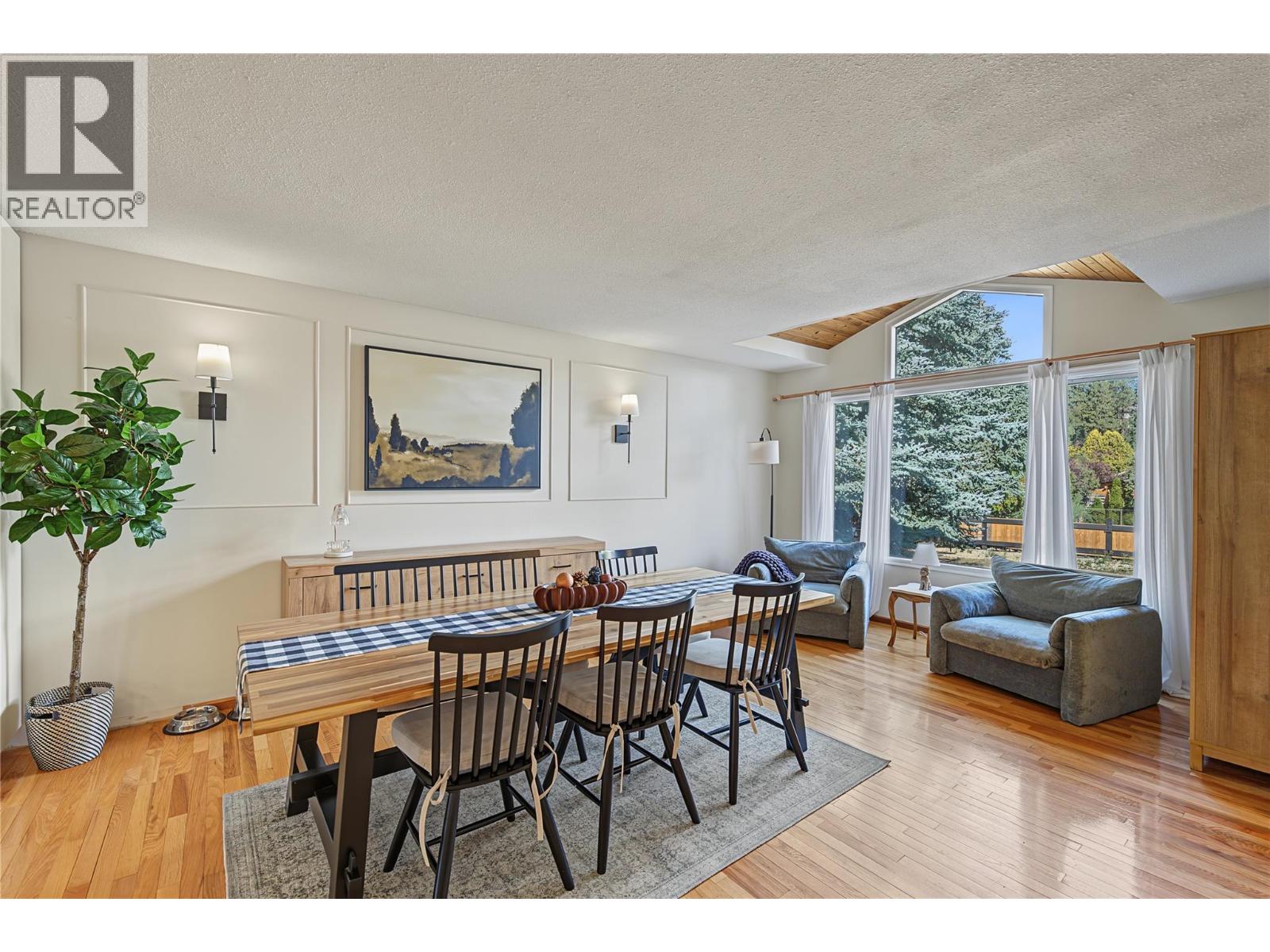 3745 Kimatouche Road, Kelowna, British Columbia  V1Y 7R2 - Photo 10 - 10403221