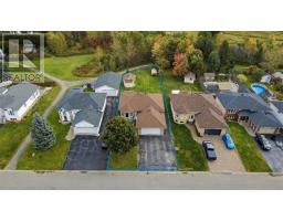 4338 Chateau, Hanmer, Ontario