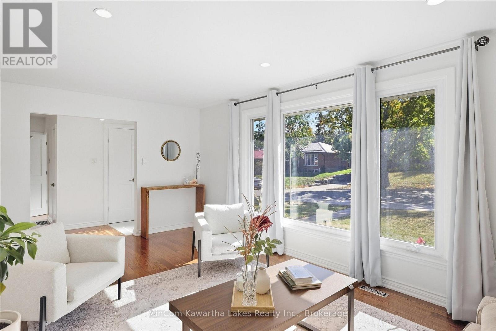 398 Applegrove Avenue, Peterborough, Ontario  K9H 5L7 - Photo 8 - X14034384