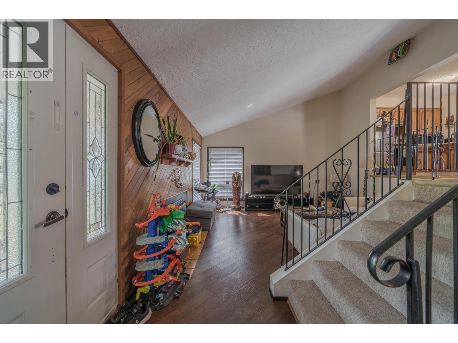 720 CARIBOO TRAIL