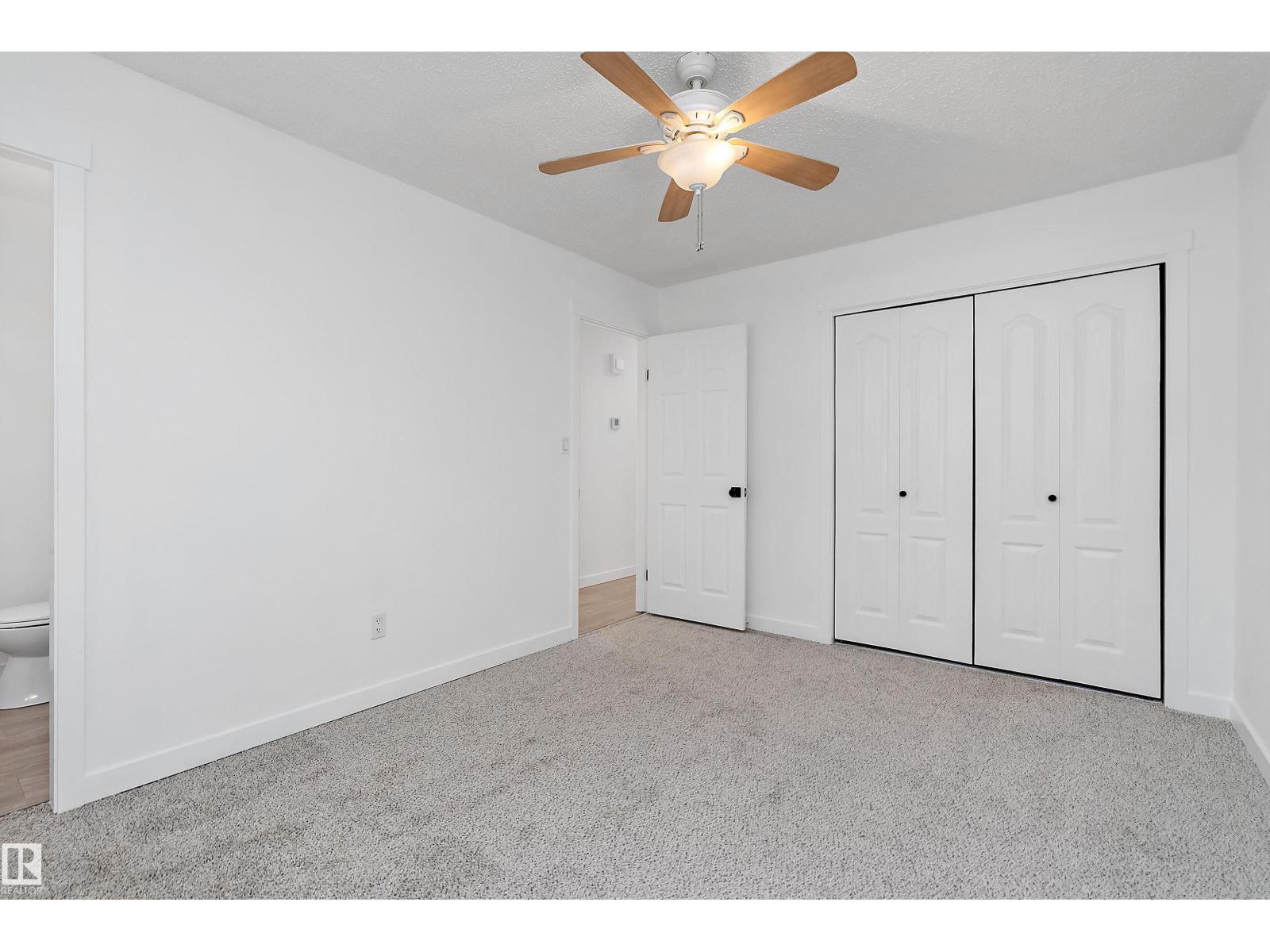8612 30 AV NW NW