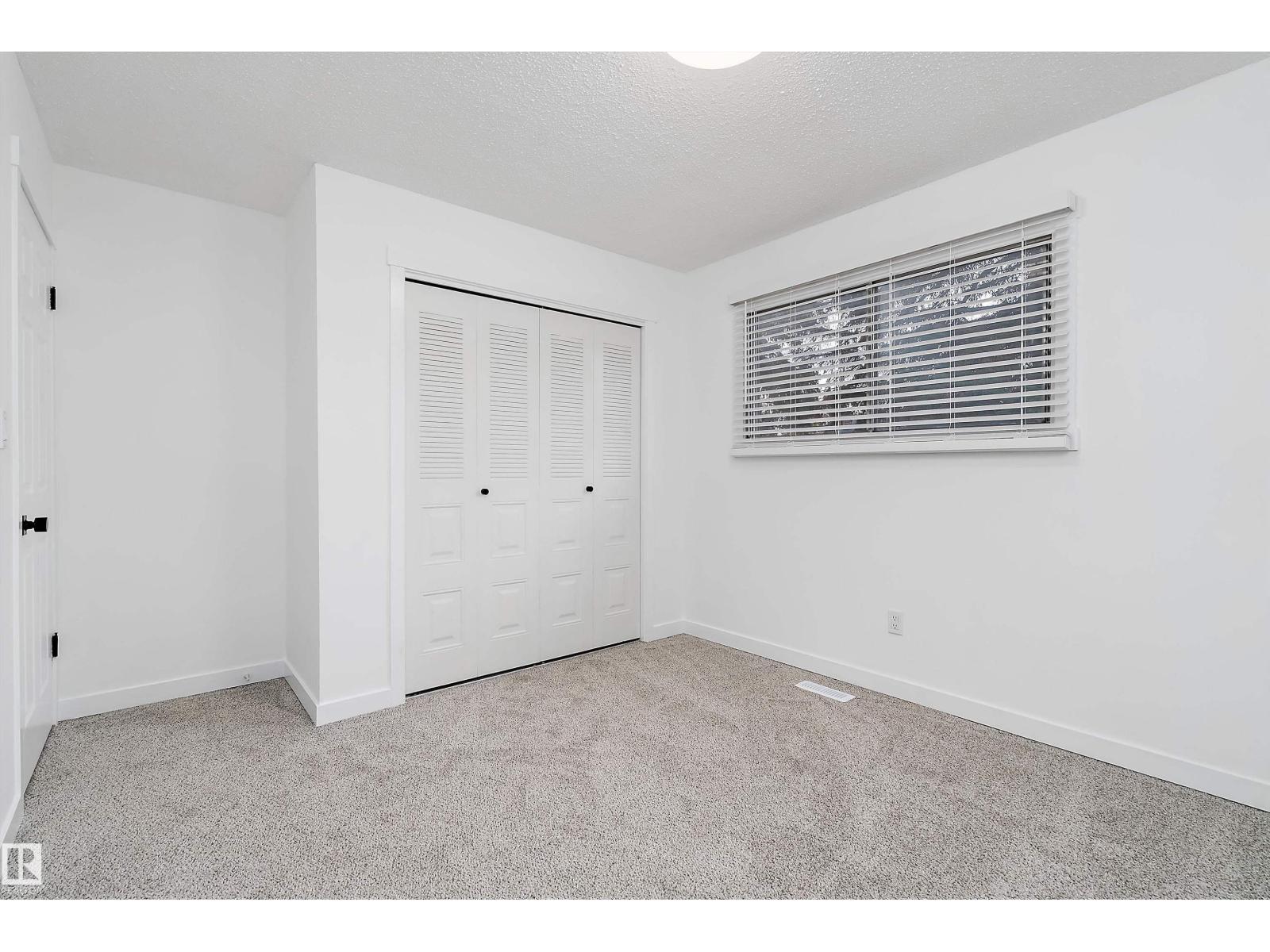 8612 30 AV NW NW