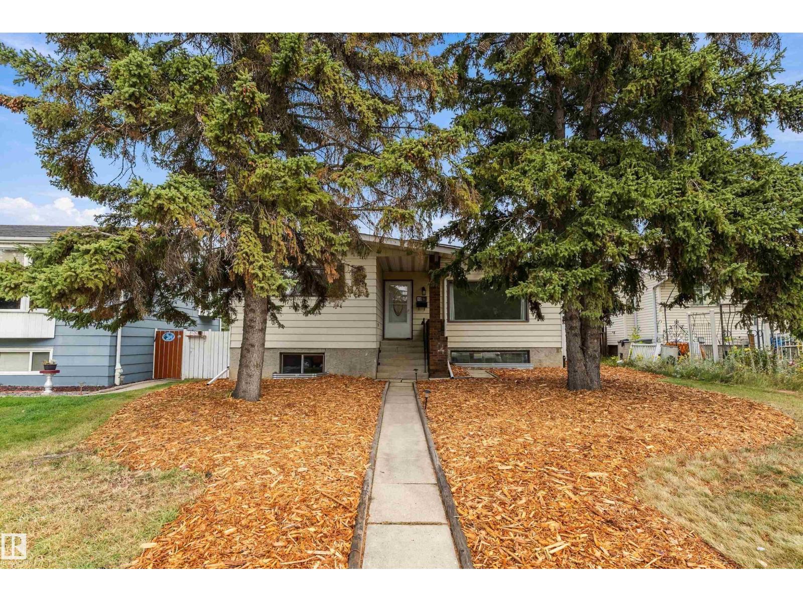 8612 30 AV NW NW