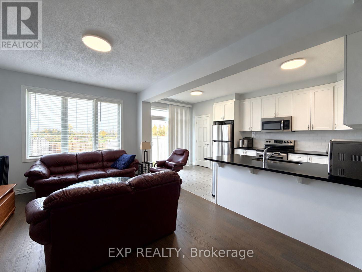27 Bermondsey Way, Ottawa, Ontario K2S 2Y7 - Photo 7 - X14034412